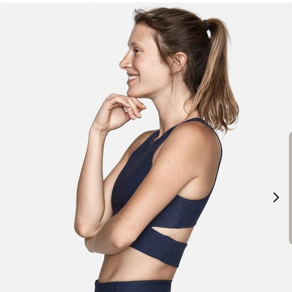 Outdoor Voices Slashback Crop Top